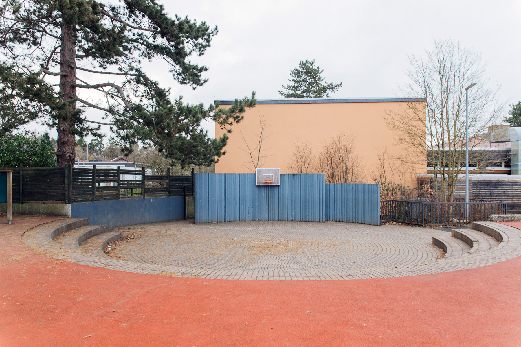 2024.12.14.Eifel.Bunker.Tour.Satzvey.Schulhof-118_web